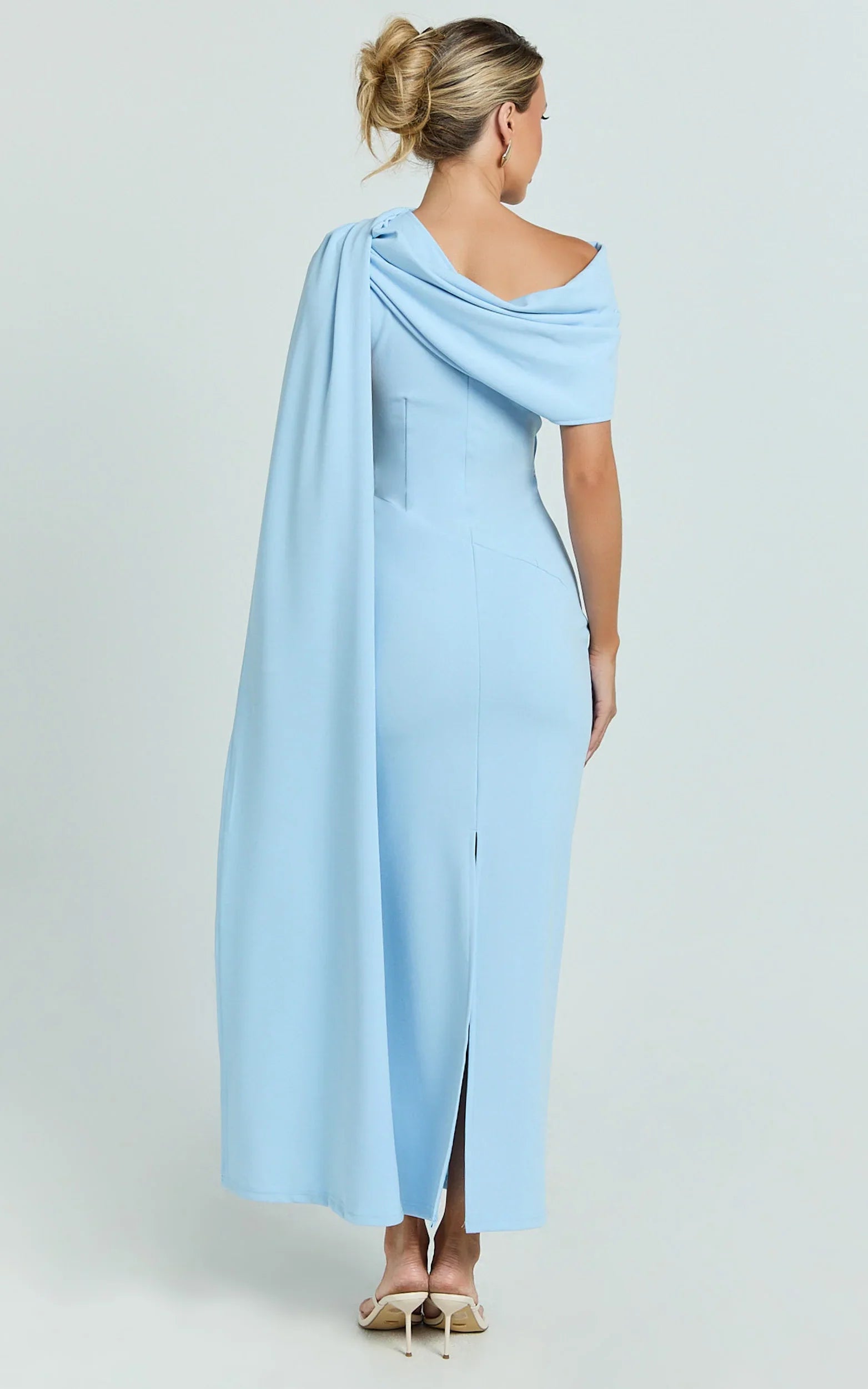 Visenta Midi Dress - Asymmetrical Sleeve Dress in Blue